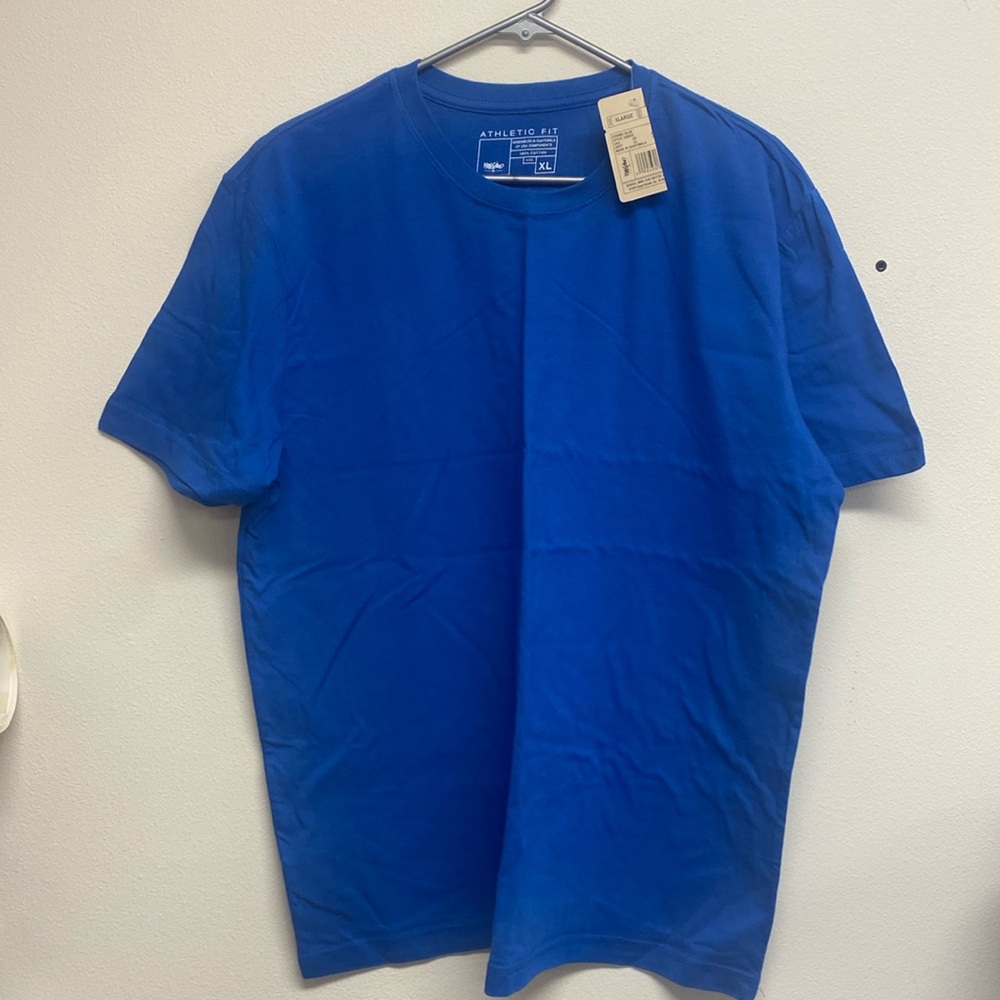 Men’s plain blue athletic fit T-shirt